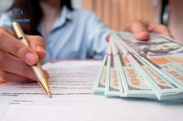 Cho vay theo hợp đồng tín dụng là một thỏa thuận pháp lý giữa bên cho vay (ngân hàng, tổ chức tài chính) và bên vay (cá nhân, doanh nghiệp)