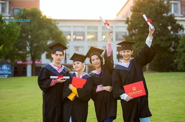 Những Lưu Ý Quan Trọng Khi Vay Tiền Đi Học Đại Học
